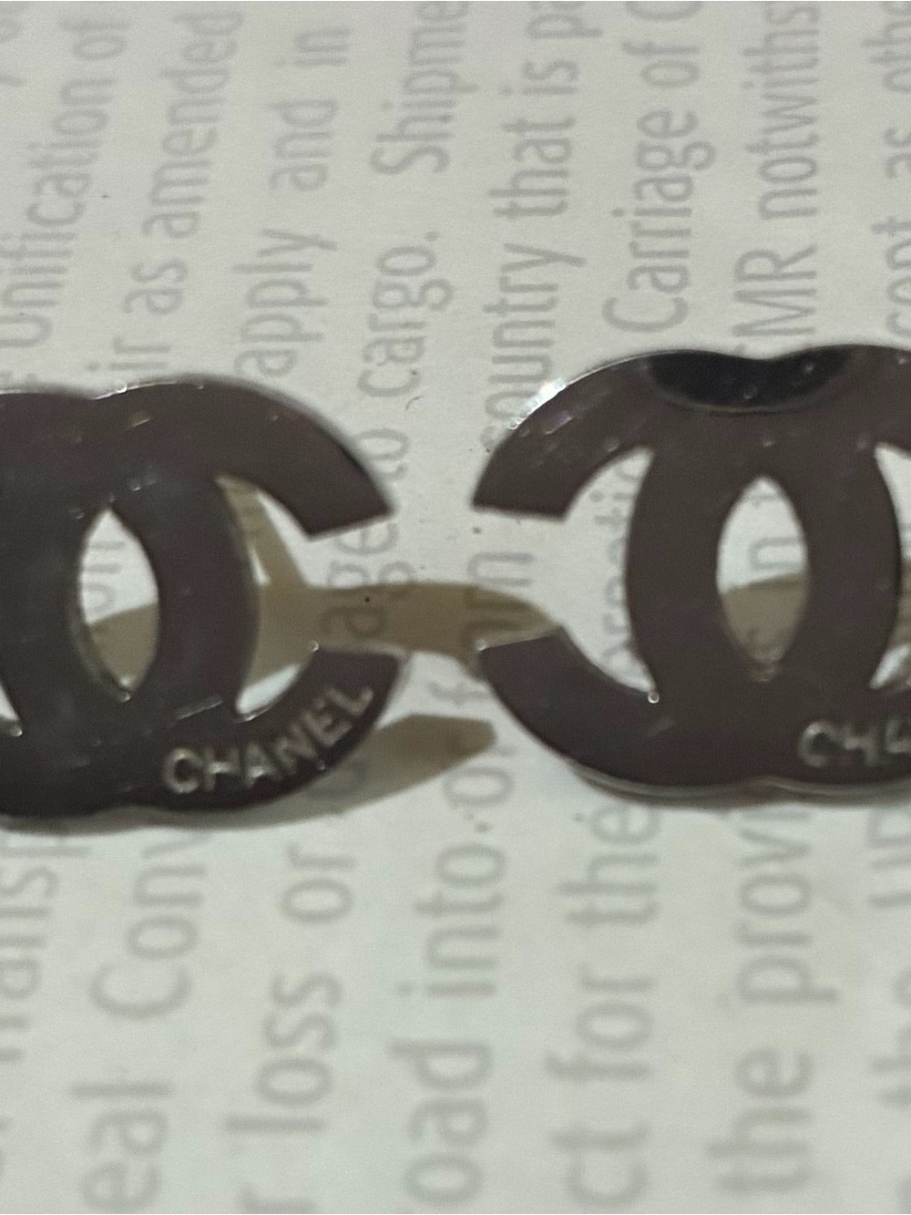 CHANEL mirrored interlocking earrings